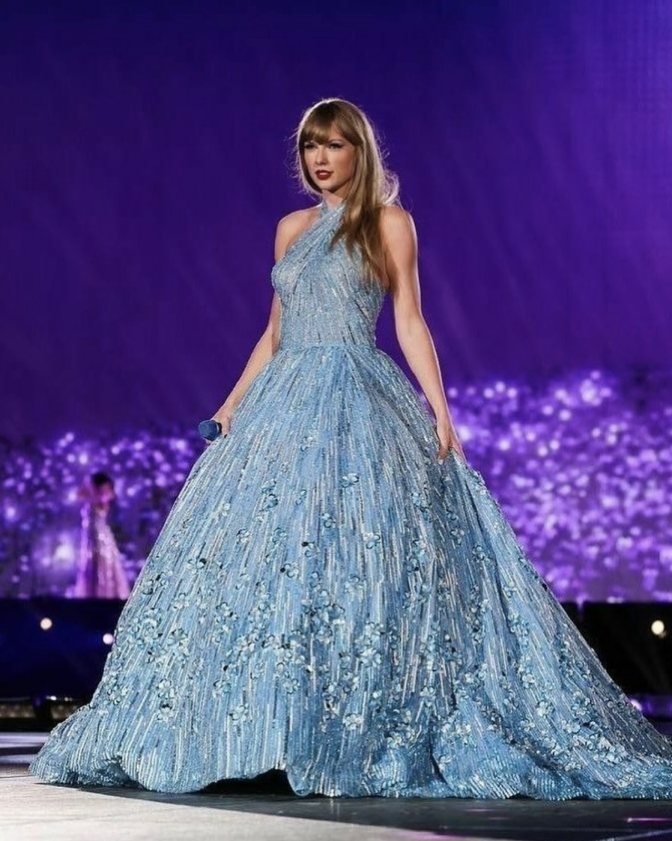 Speak Now Flies By in Original Blue Dress