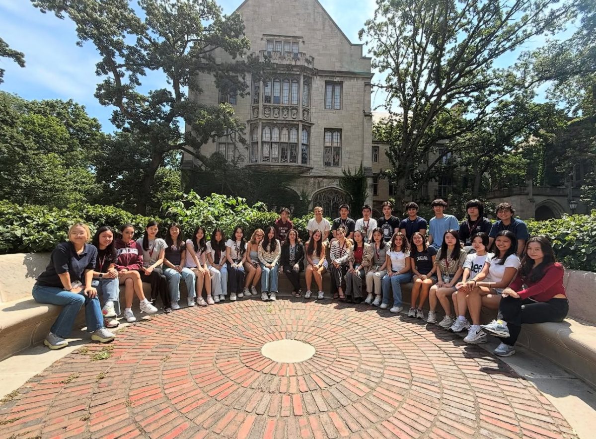 Students of Human Rights: Foundation Concepts, Global Challenges take class photo at the University of Chicago.