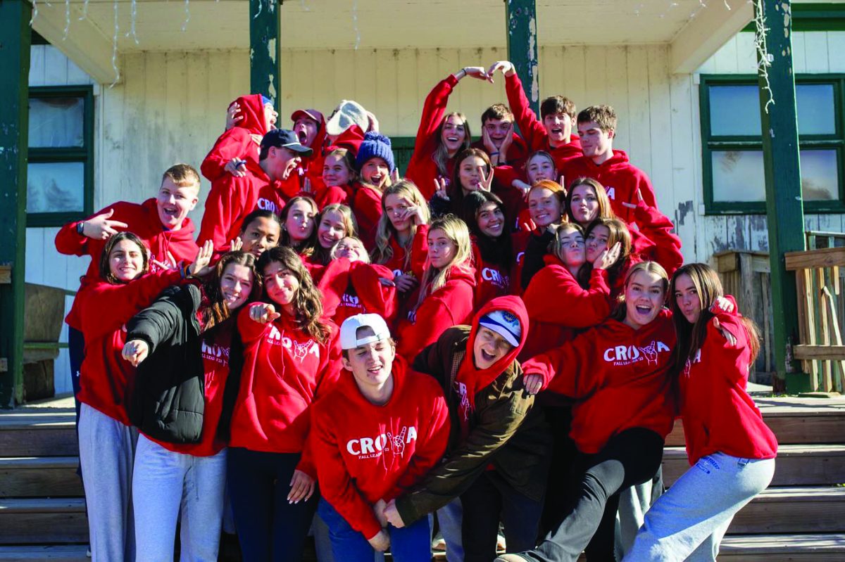 Students from the Lake Forest and Lake Bluff area at the CROYA Winter Retreat on November 19th.