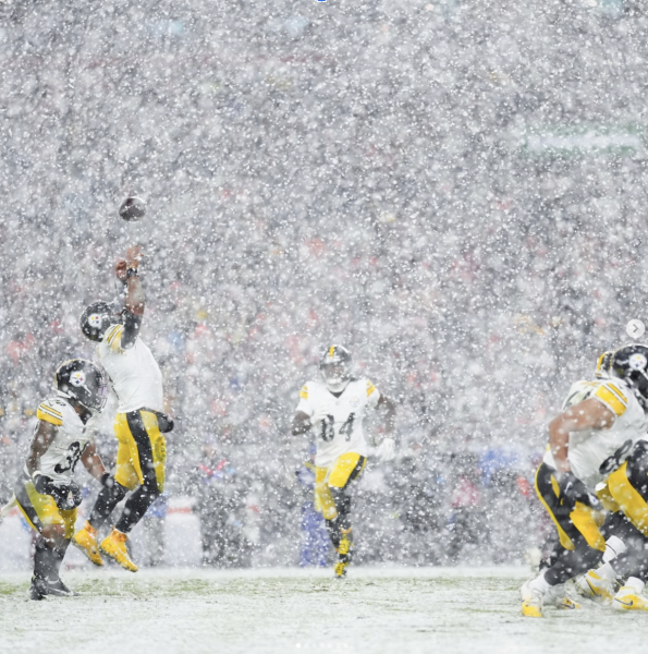 Calvin Austin catches a pass for a first down in first NFL snow game of the year.