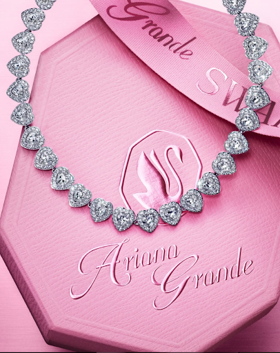 Ariana Grande has collaborated with Swarovski to create this all-around heart choker.