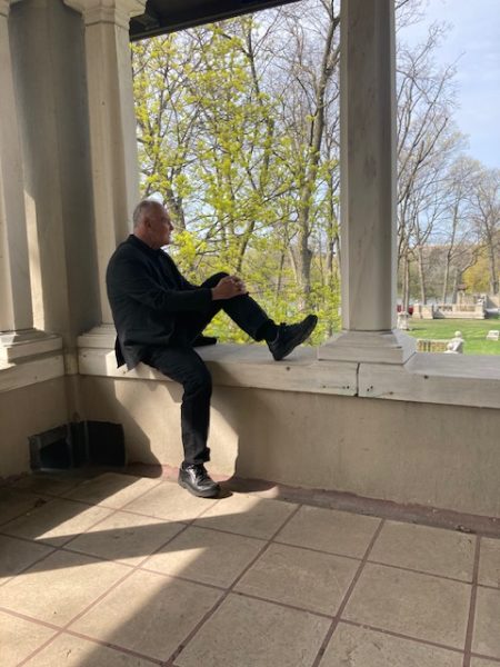 Navigation to Story: Poetry Slam Founder Marc Kelly Smith Comes to LFA