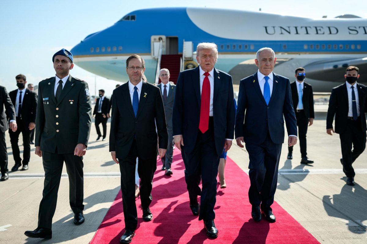 Israeli Prime Minister Benjamin Netanyahu greets President Donald on October 13. (Courtesy of The White House)