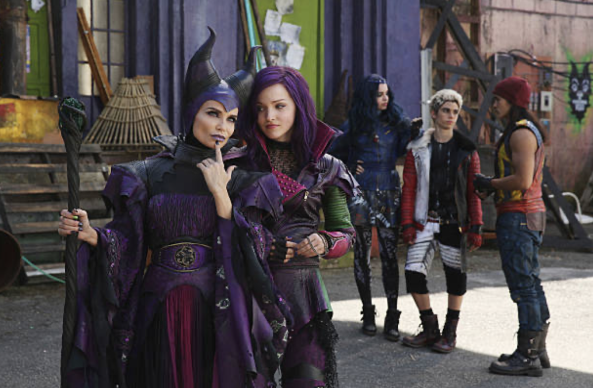 The actors in Decednants pose for a promotional photo