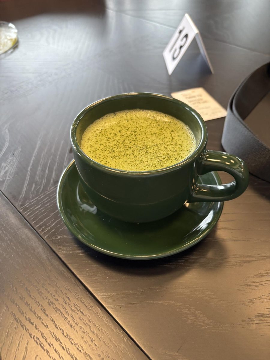 Bean Bar’s Matcha Latte is served in a green mug set.